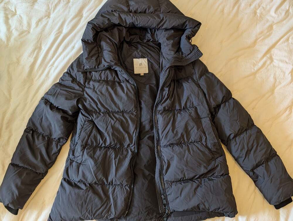 FITOUCH Women's M 700 Fill Power Down Puffer Jacket Hooded Charcoal Winter Coat